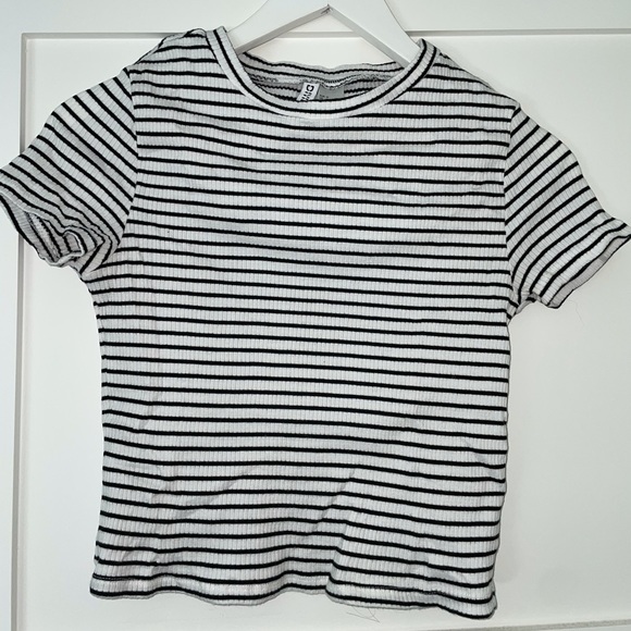 H&M striped t-shirt - Picture 1 of 1